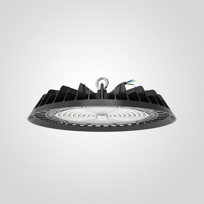 LED High Bay Light مع SMD2835 LEDs Surge Protector 6500K درجة حرارة اللون في المنازل السوداء